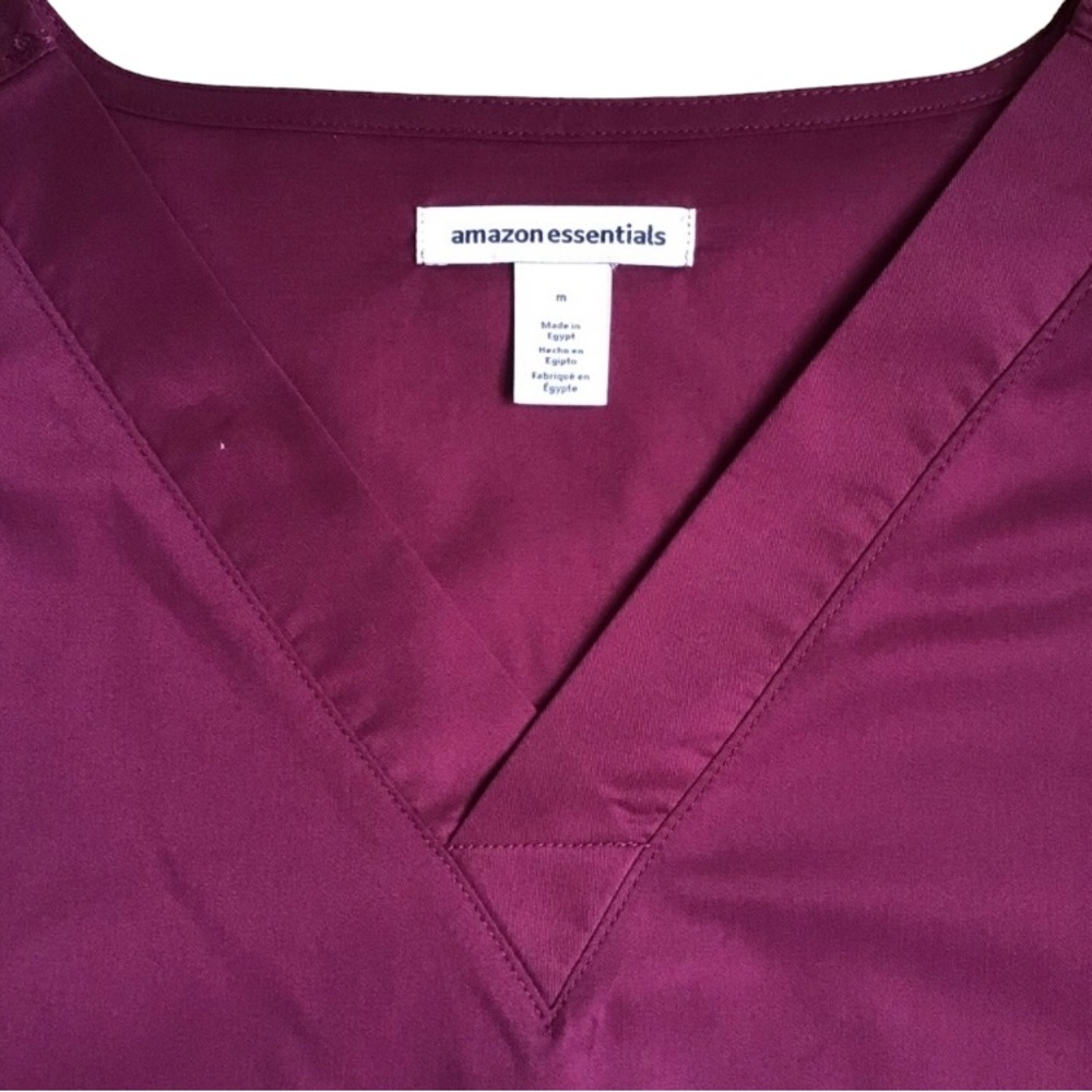 Amazon Essentials Quick Dry Stretch Scrub Top M - image 3